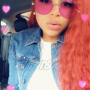 Meet your Posher, Phyllicia